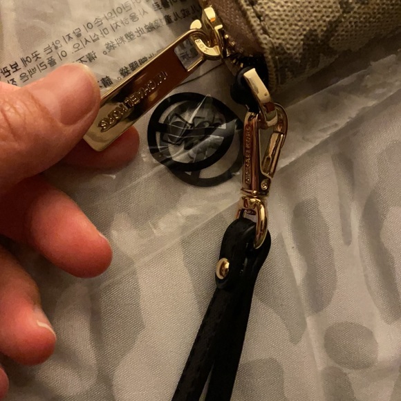 Brown & Tan Michael Kors Wallet - Picture 2 of 9